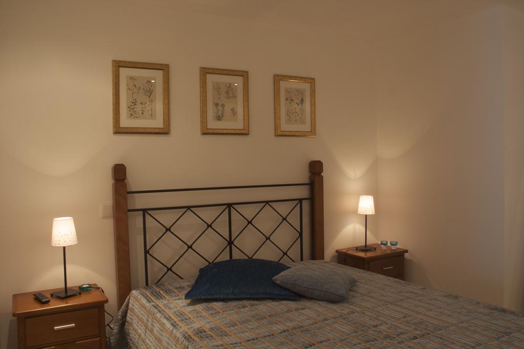 Casas Do Aidro Guest House Freches Стая снимка